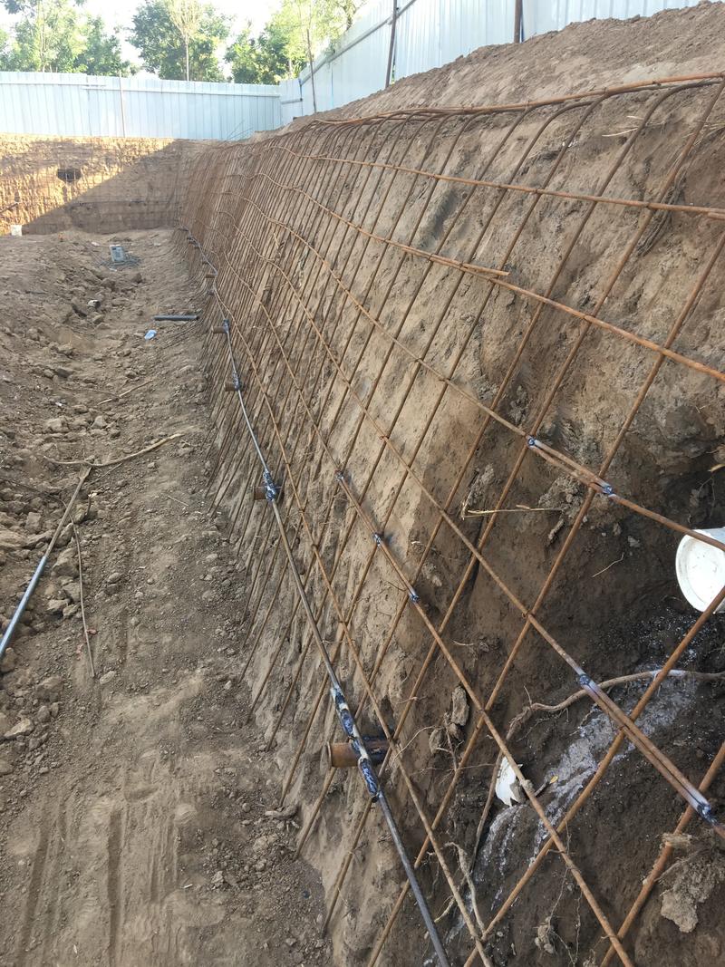 鹤壁边坡加固